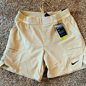 Nike Men's Core Advantage 7" Short